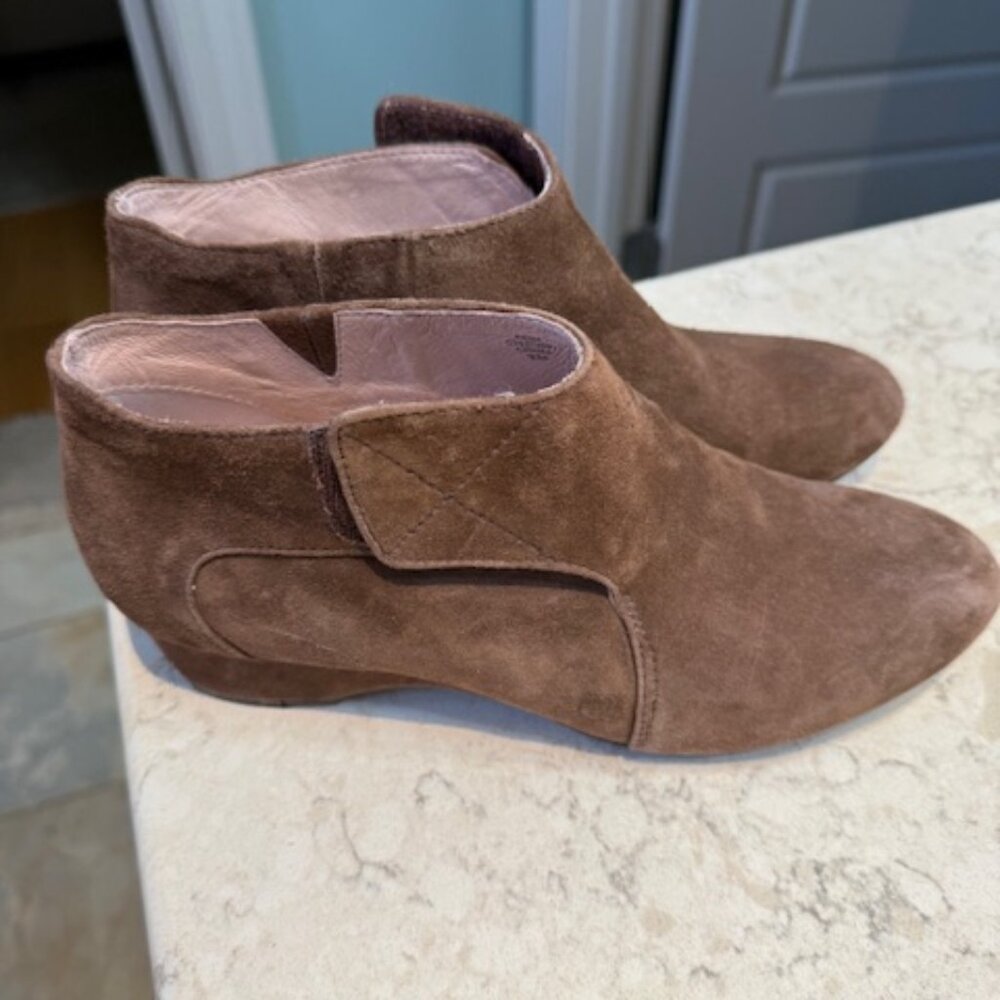 Taryn Rose Brown Mocha ankle boots - Size 8